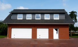 Schleppdachgaube_auf_Einfamilienhaus_13